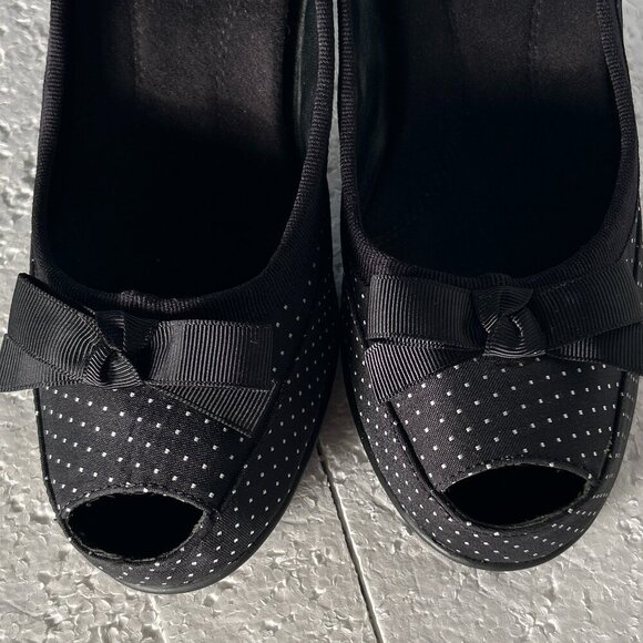 Aerosoles SZ 9 Benefit Black Polka Dot Peep Toe Heels 50's Bow Pin Up Office - Picture 7 of 12